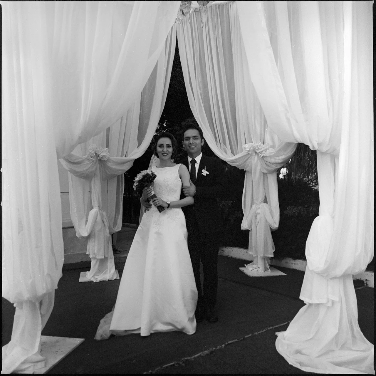 Analog Wedding Photography, wedding photography by Liko Studio, photo 14 of 20