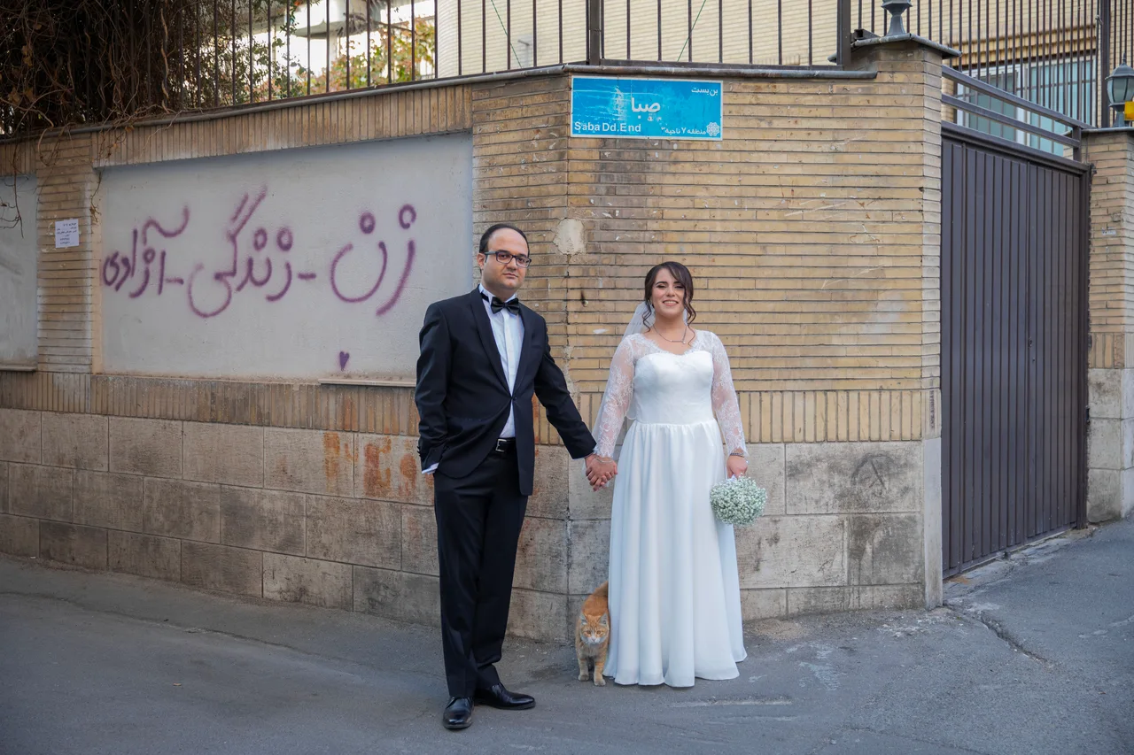 Woman Life Freedom, wedding photography by Liko Studio, photo 3 of 6